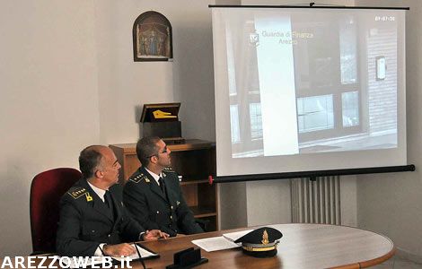 Dal parrucchiere invece che al lavoro, smascherati sei assenteisti