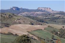 Trekking alla scoperta del Sasso di Simone