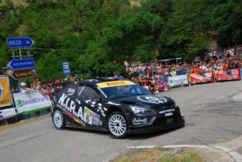 Claudio Sora con Giovanni Pina si aggiudica il Rally del Casentino Claudio Sora con Giovanni Pina si aggiudica il Rally del Casentino