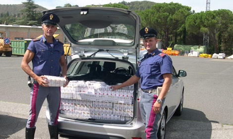 Arrestato un ungherese per contrabbando di sigarette