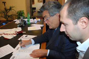 Fanfani firma la petizione di Orgoglio Amaranto