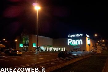 Rapina alla Pam di Tortaia, bottino da 4mila euro