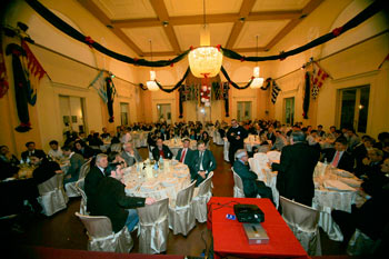 Ass. Sbandieratori chiude l’anno con una splendida cena sociale
