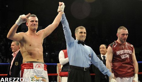 La terza difesa del titolo italiano dei superwelter di Adriano Nicchi