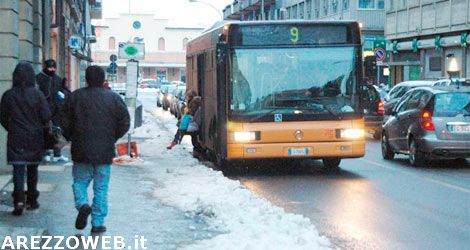 Maltempo: allerta forti venti e neve a quote collinari