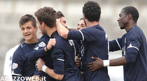 L’Arezzo batte lo Spoleto 4-0