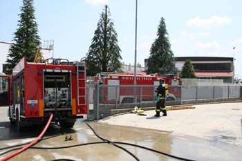 Castiglion FIorentino, si incendia una fabbrica orafa