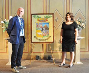 Donato alla Provincia un mosaico raffigurante lo stemma dell’Ente