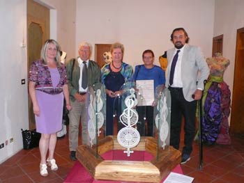 Tombolo di Anghiari premiato alla biennale internazionale del merletto