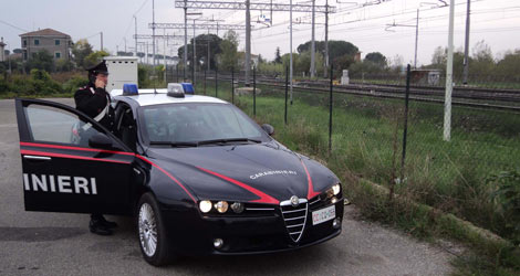 Cortona: rubano rame sulla linea ferroviaria, due arresti