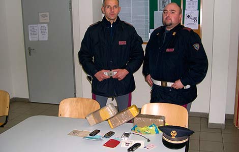 Trasportavano 3chili di marijuana, arerstati un albanese e un italiano