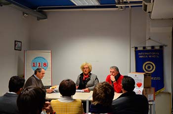 Inner Wheel dona 2 defibrillatori all’Itis e al Liceo Vittorio Colonna