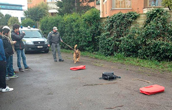 A scuola con la Guardia di Finanza