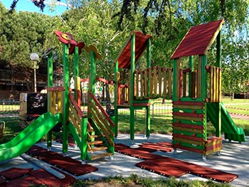 Parco giochi via XXV Aprile