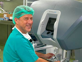 Chirurgia, Fabio Sbrana lascia