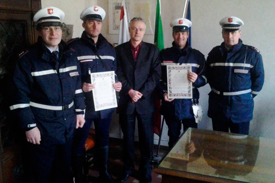 Encomio del sindaco agli agenti di PM Gianni Becattini e Daniele Checchi
