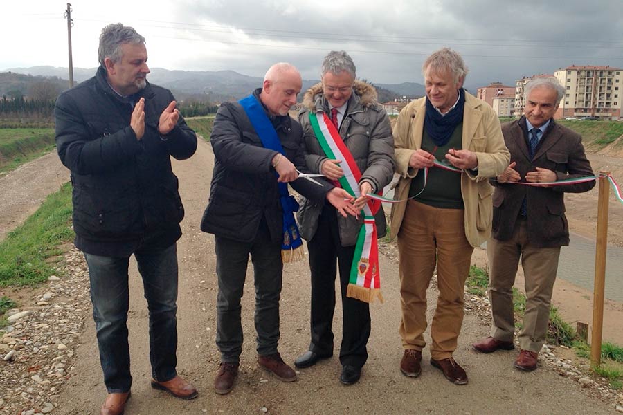 Inaugurati i nuovi argini del torrente dogana a Montevarchi