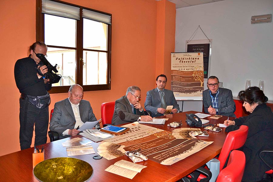 Valdichiana Chocolat, la Fabbrica del Cioccolato di ChocoMoments fa tappa al Valdichiana Outlet Village
