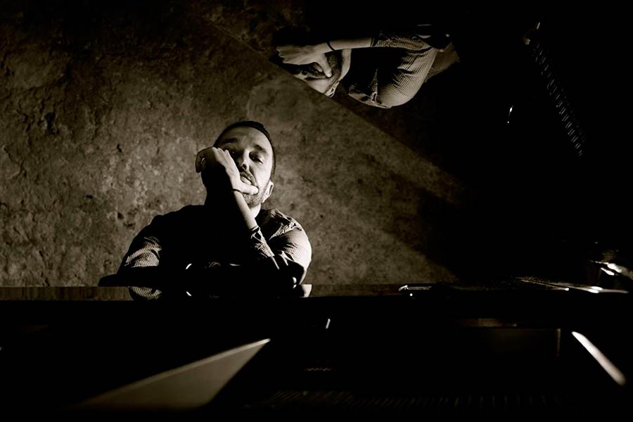Il jazz del Giorgio Ferrera Trio incontra le parole di Francesco Guccini:  alla libreria Edison nuovo appuntamento  con i concerti-reading