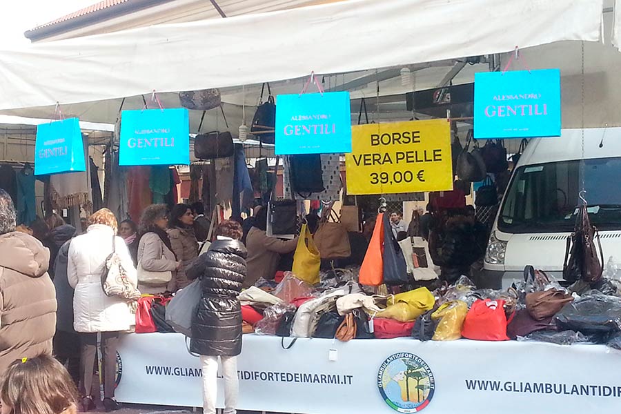 A Montevarchi il vero Mercato di Forte dei Marmi