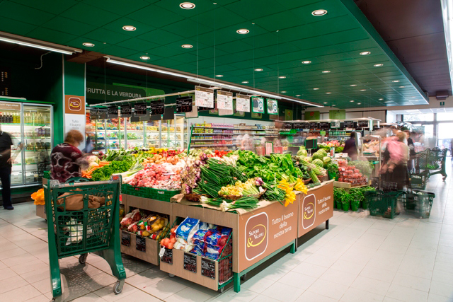 Pieve al Toppo: riaperto oggi il Simply Market. Nuova la formula ecoattenta