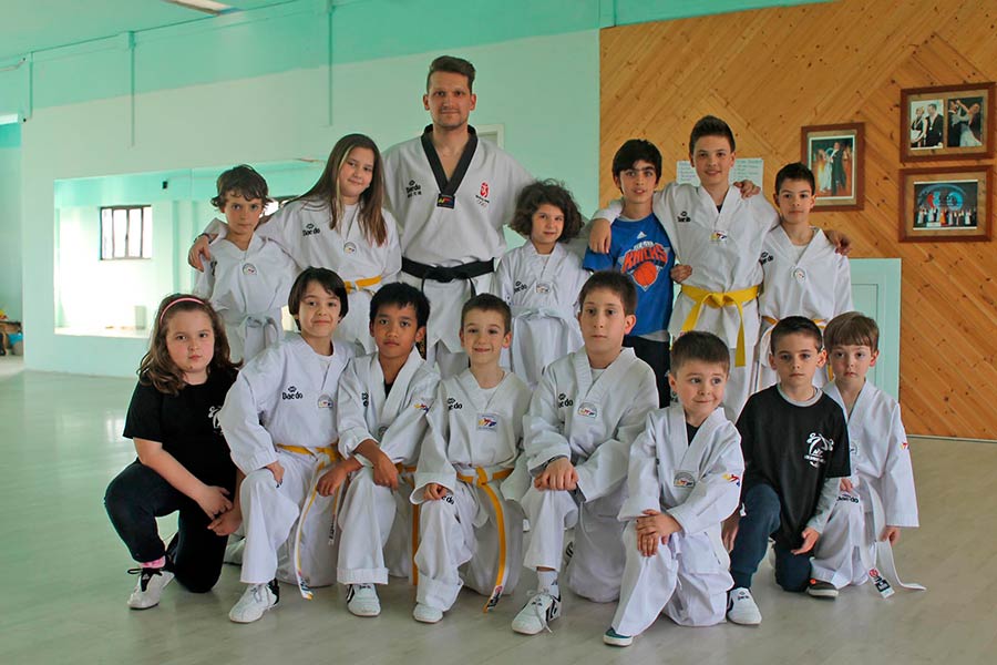 Tredici nuove cinture chiudono la stagione del taekwondo aretino