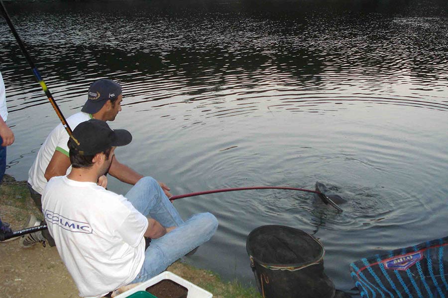 Giusti e Lorini campioni provinciali di pesca in notturna