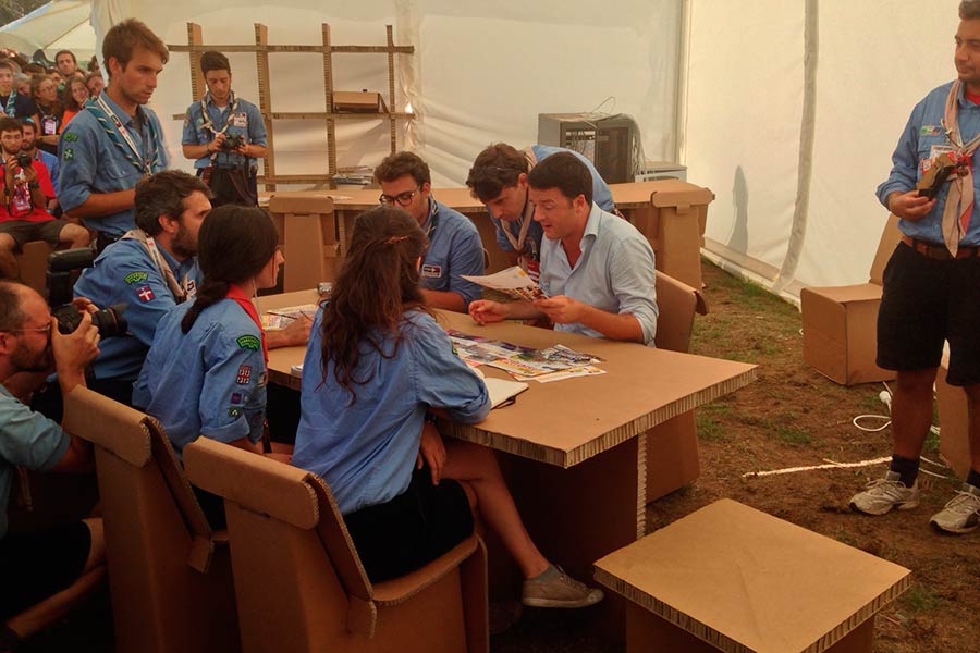 Renzi a San Rossore alla Route nazionale AGESCI “State facendo una cosa meravigliosa”