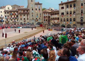 giostra tribuna