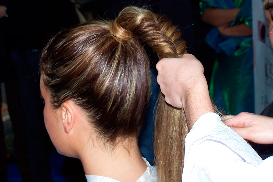 “Lo stile della donna tra ieri e oggi”, sul palco di AffARinfiera sfila la bellezza