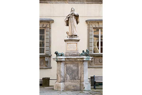 Restituzione alla città del monumento restaurato di S. Margherita