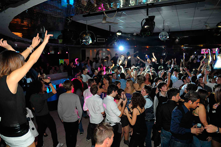 Il grido di allarme delle discoteche: “l’abusivismo ci strangola”