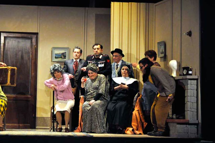 “Stète a chèsa ch’è meglio!” in scena sabato 15 novembre al Teatro Popolare di Sansepolcro