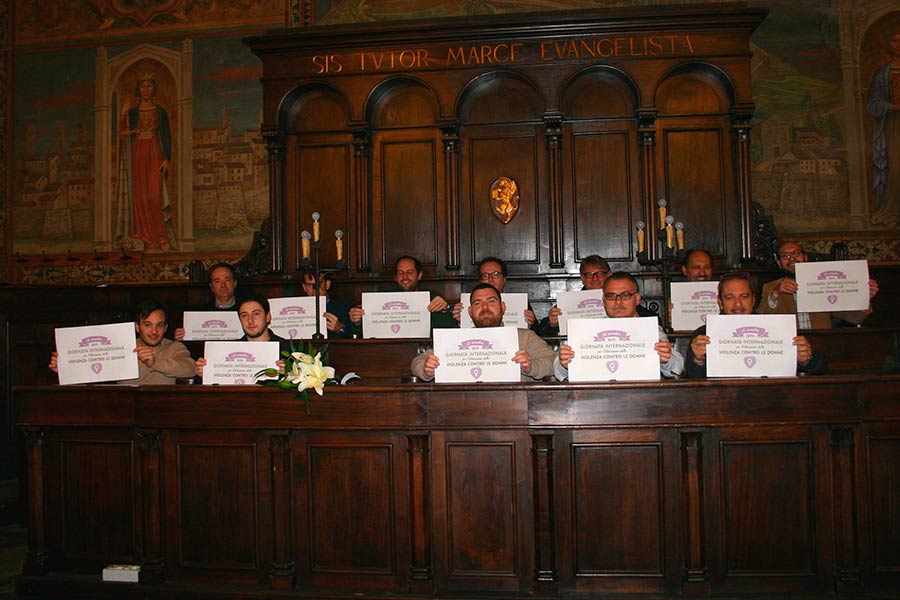 Cortona dice “No alla Violenza sulla donne”