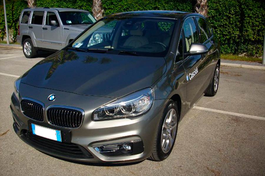 La prima monovolume in casa BMW