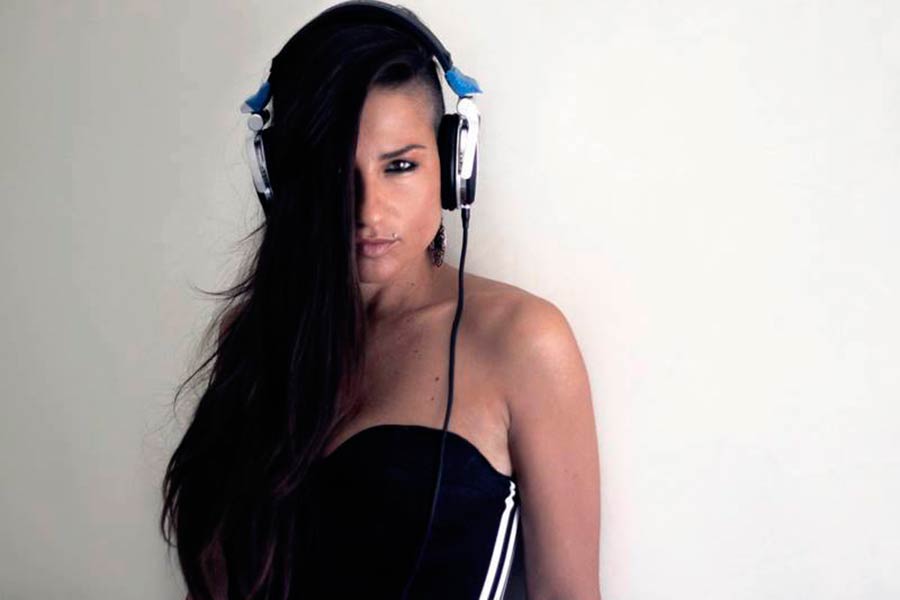 La DJ Anne Cullen dal GayVillage di Roma alla consolle del “WhyNot¿”: sabato 27 dicembre al Karemaski di Arezzo