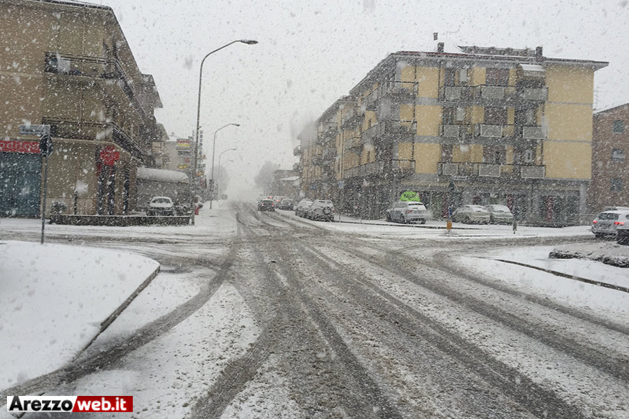 Allerta Meteo ordinanza del Sindaco: domani scuole chiuse nel comune di Arezzo