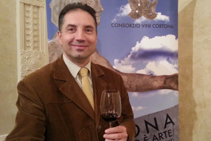 Vinitaly 2015: la Cortona doc porta gli etruschi nel tempio del vino