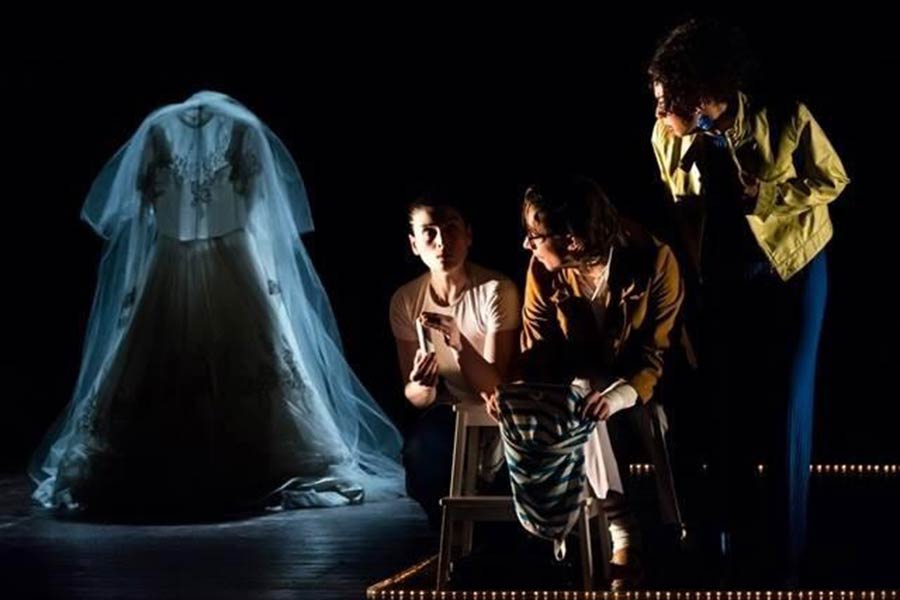 Il premio in-box 2014 sul palco del pietro aretino
