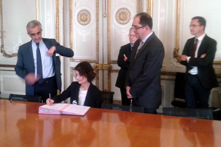 Cortona e il Museo del Louvre: firmato l’accordo a Parigi