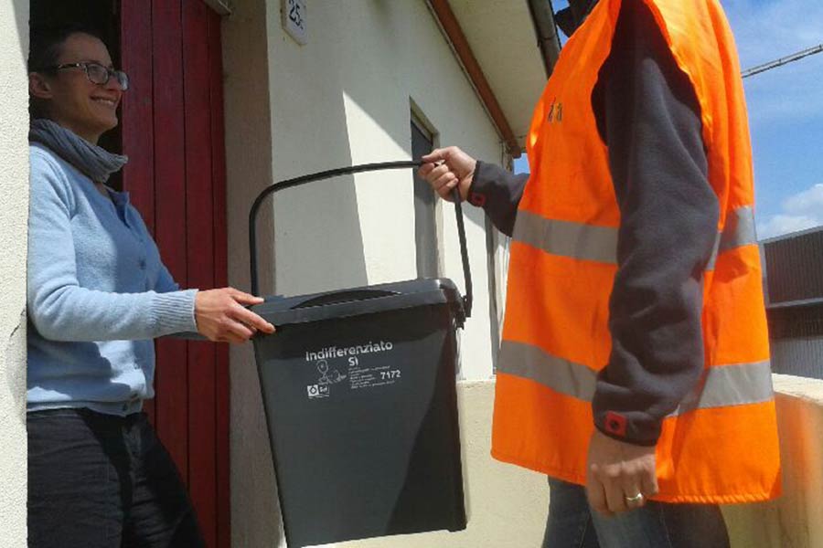 Passo avanti per la differenziata a Sansepolcro: “raccolti 55mila kg di rifiuti”