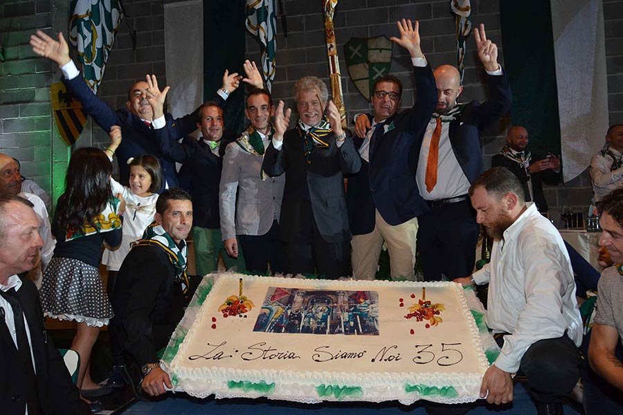 Porta Sant’Andrea: Oltre millecento quartieristi alla Cena della Vittoria! – FOTO