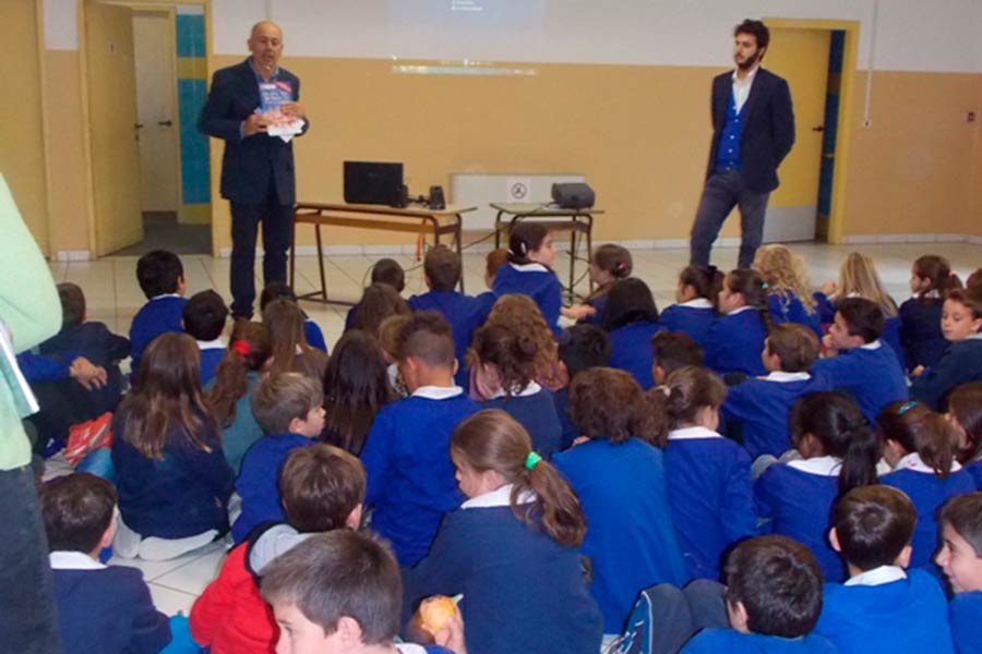 Noi giovani di Banca Valdichiana e Fondazione Cure2Children: insieme per “Ti regalo un gioco”
