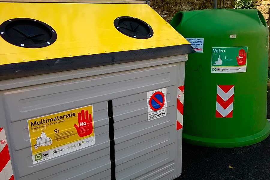 Castelfranco Pian di Scò: fondamentale utilizzare (bene) i contenitori stradali