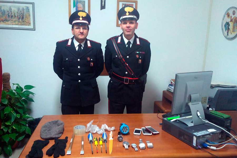 Rapina ad un compro oro di Arezzo