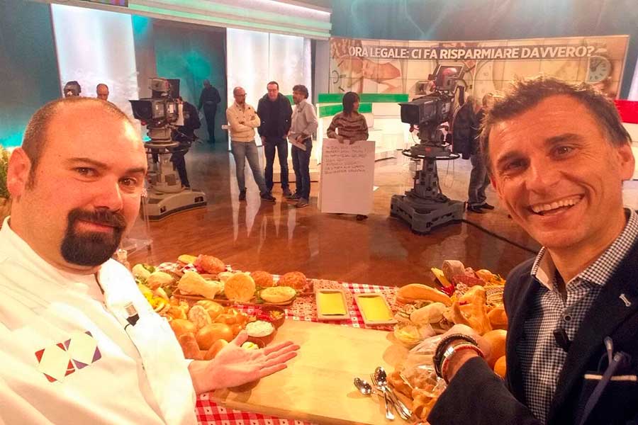 Due aretini a Rai Uno per raccontare il panino perfetto