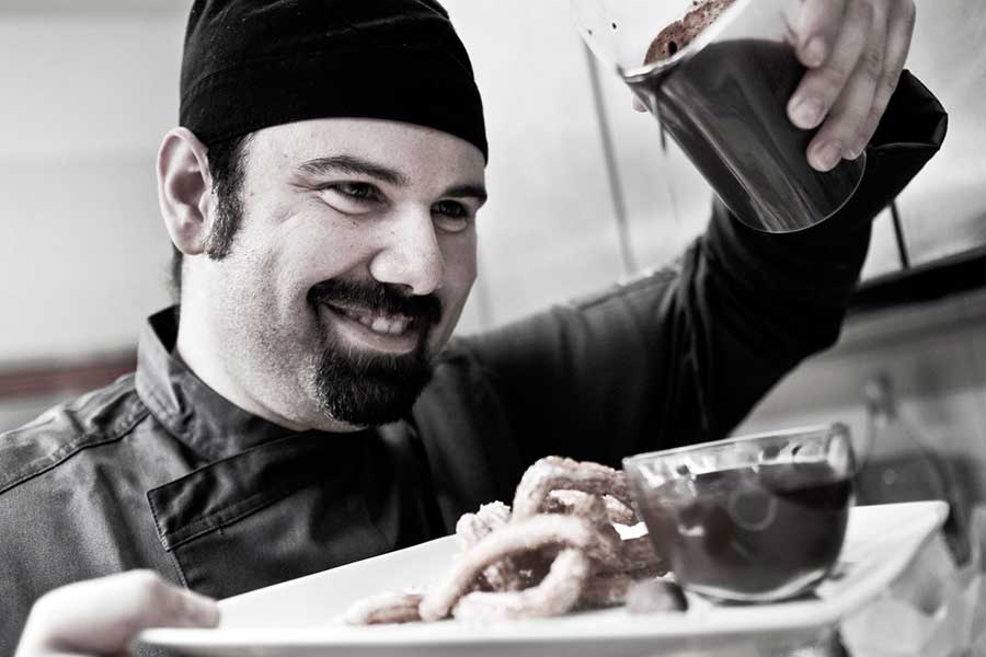 Social Cooking, aspiranti chef ai fornelli tra cucina e divertimento