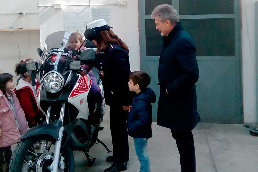Scolaresche in visita al comando della Polizia Municipale