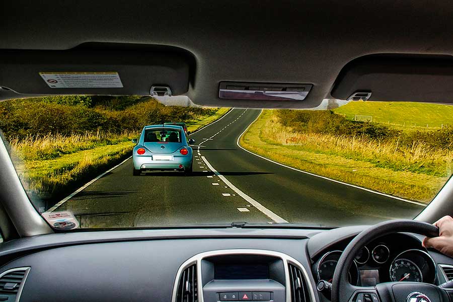 Primavera, è tempo di controlli per le auto