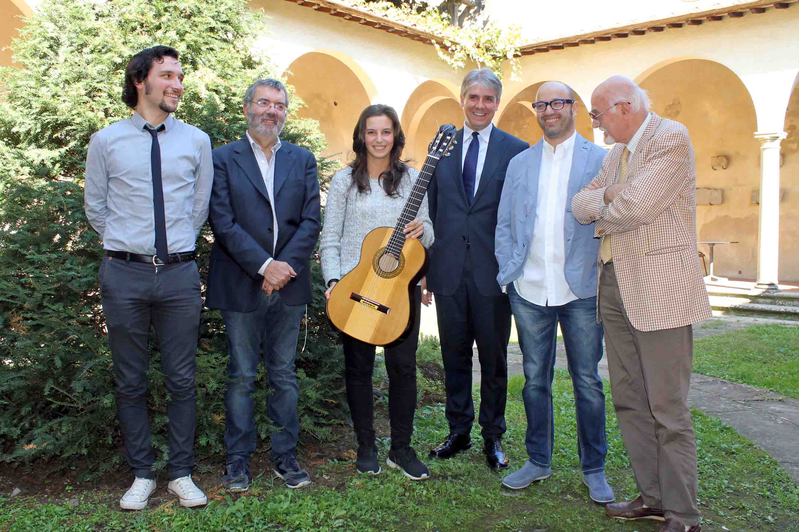 La Coradini suona in biblioteca con il concerto di Carlotta Dalia